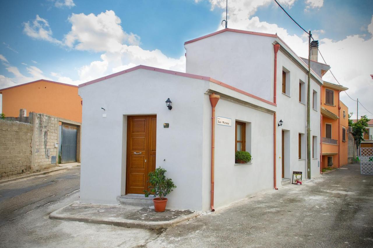 Holiday Room Sa Tebia Oristano Buitenkant foto