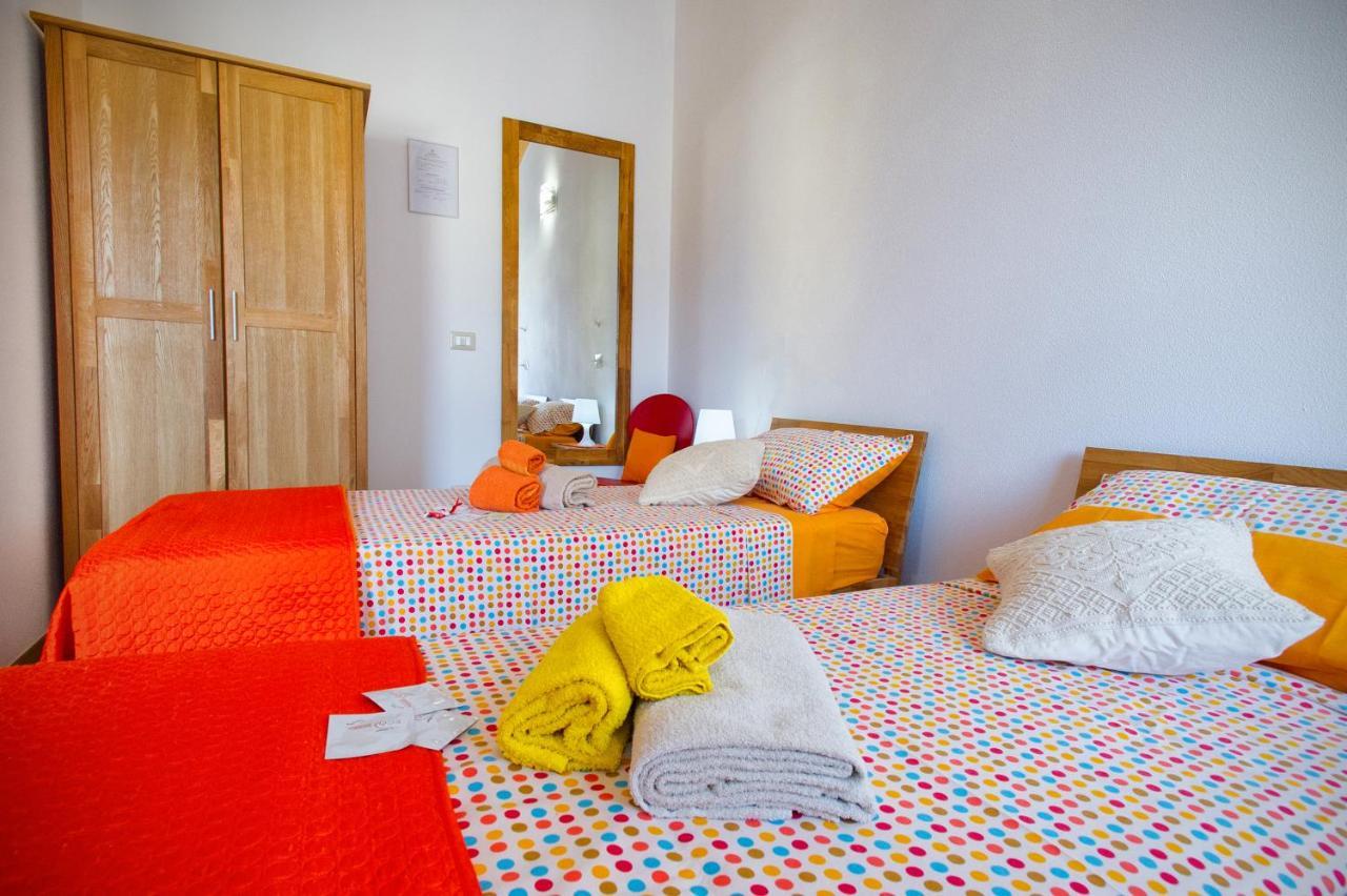 Holiday Room Sa Tebia Oristano Buitenkant foto