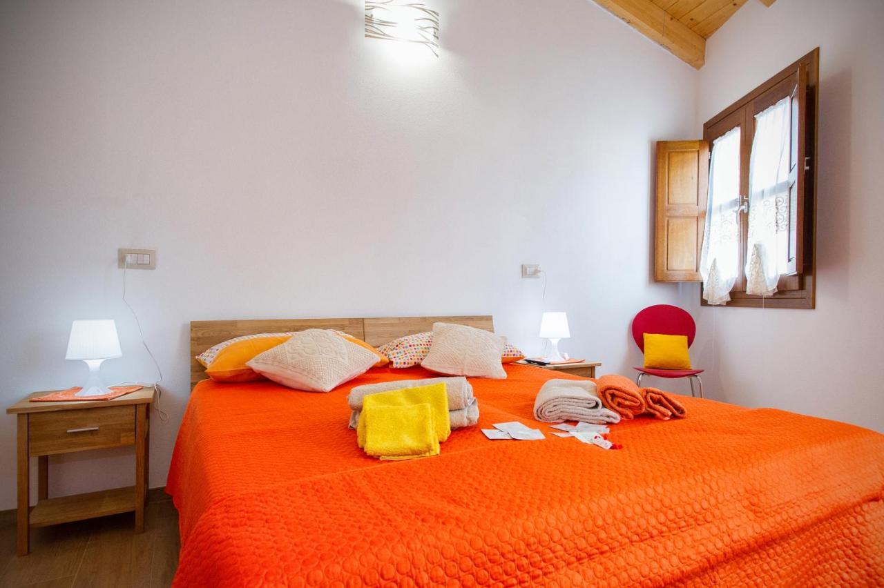 Holiday Room Sa Tebia Oristano Buitenkant foto