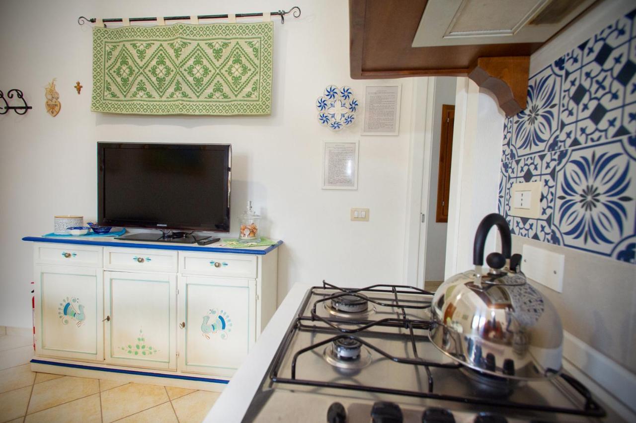 Holiday Room Sa Tebia Oristano Buitenkant foto